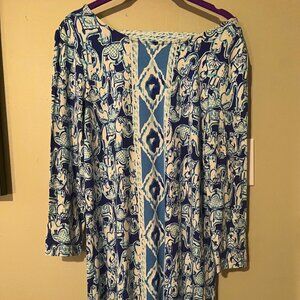 Super cute Lily Pulitzer dress. Adorable back detailing.